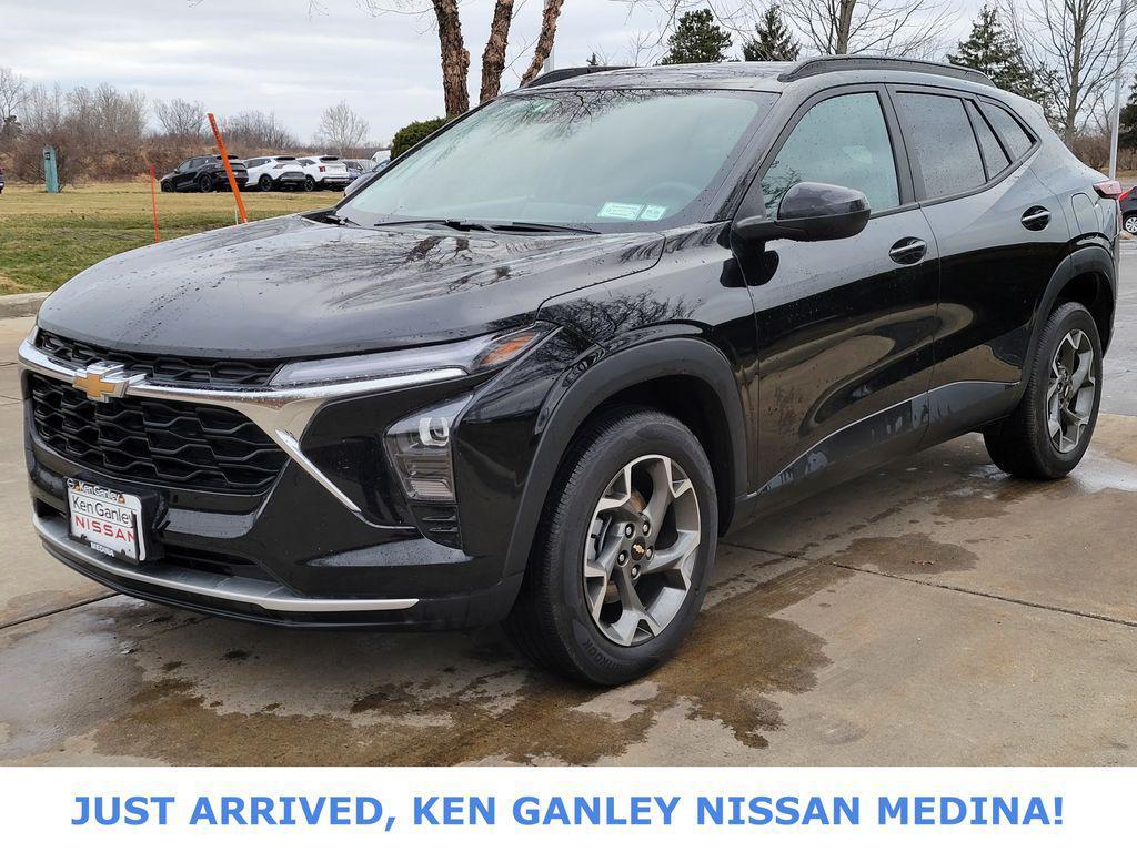 used 2025 Chevrolet Trax car, priced at $20,553