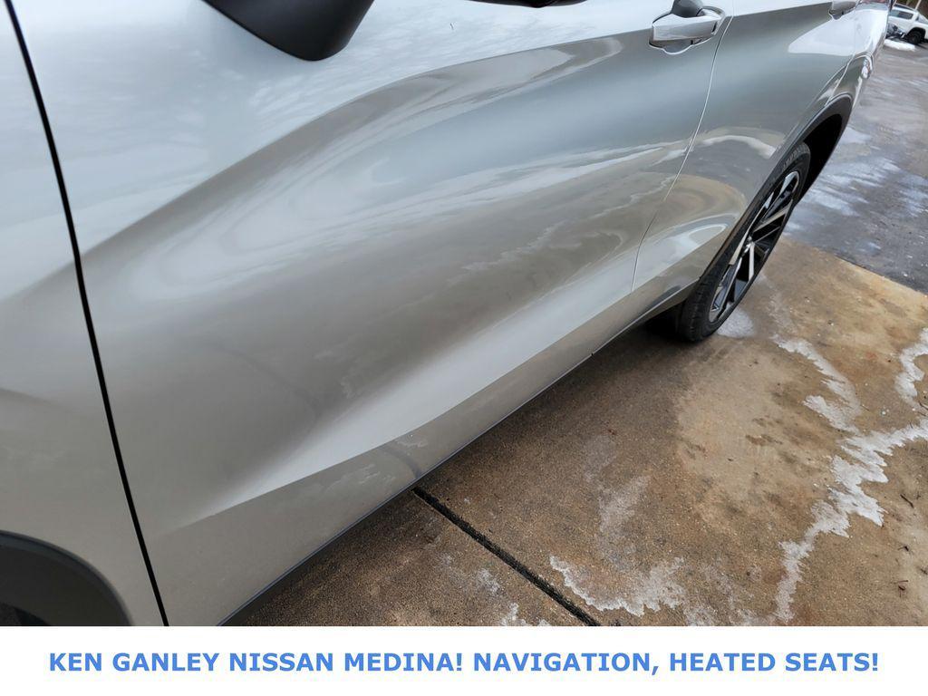 used 2024 Mitsubishi Outlander car, priced at $19,991