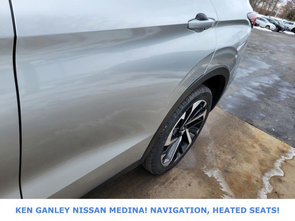 used 2024 Mitsubishi Outlander car, priced at $19,991