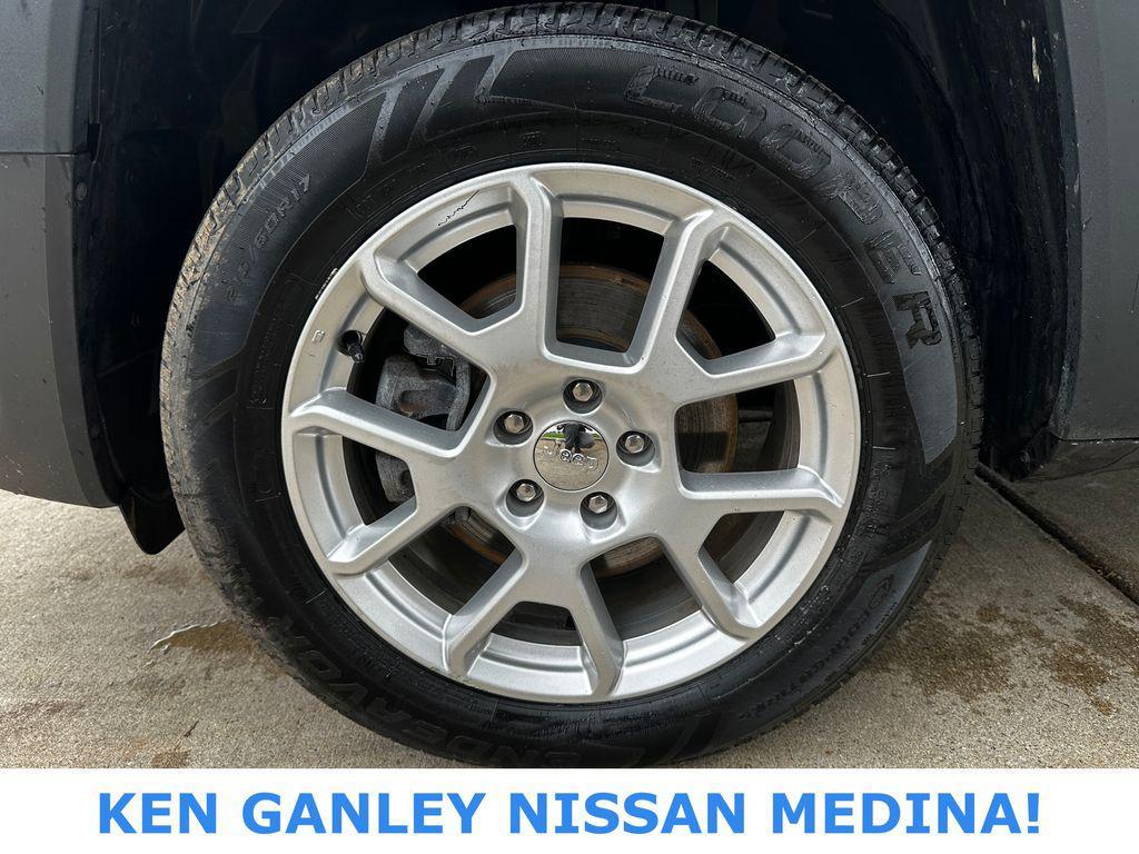 used 2021 Jeep Renegade car, priced at $12,240