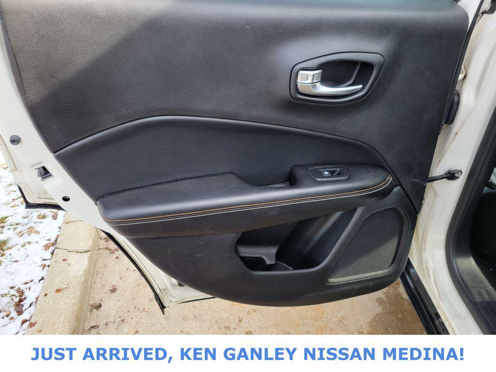 used 2019 Jeep Compass car, priced at $11,996