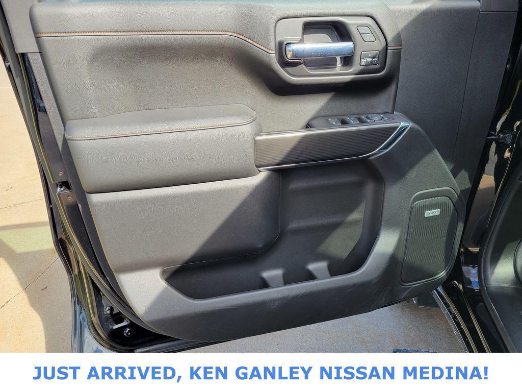 used 2022 GMC Sierra 1500 car, priced at $45,391