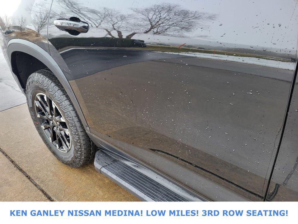 used 2026 Chevrolet Traverse car, priced at $49,659