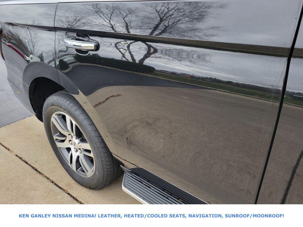 used 2023 Ford Expedition car, priced at $37,991