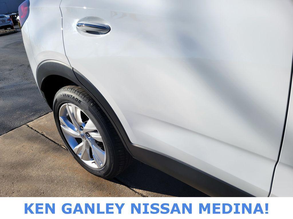 used 2025 Buick Encore GX car, priced at $21,336