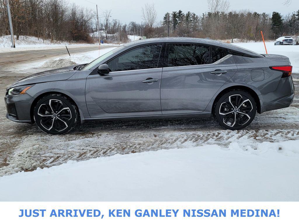 used 2023 Nissan Altima car, priced at $22,490