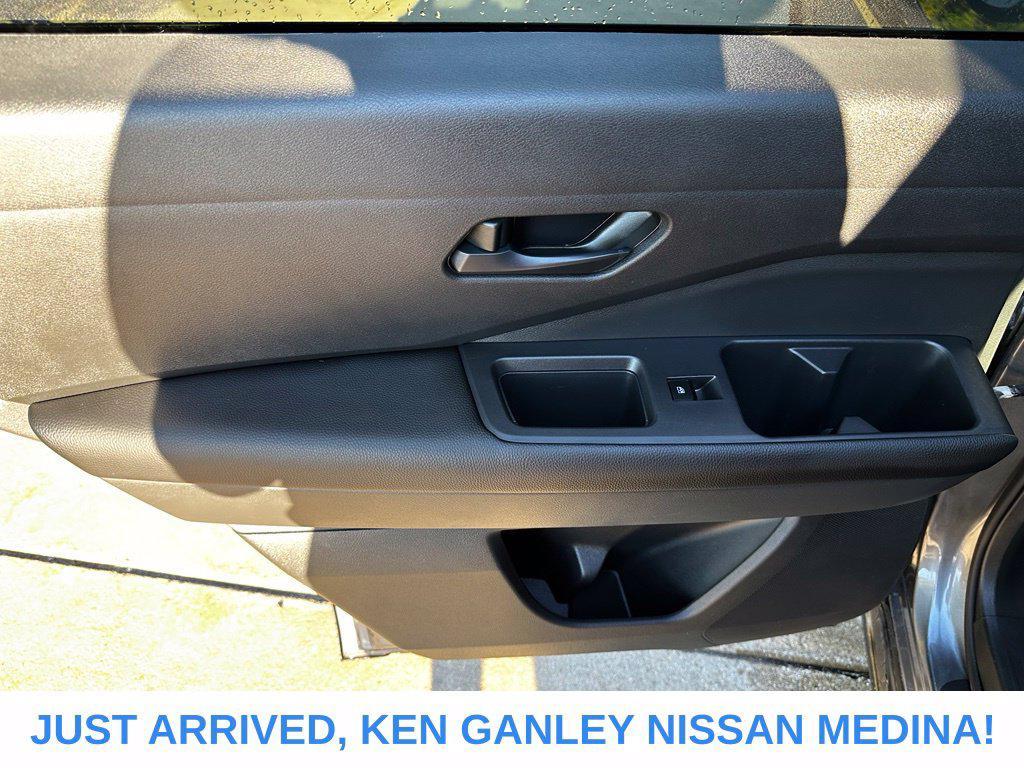 used 2024 Nissan Pathfinder car, priced at $33,237