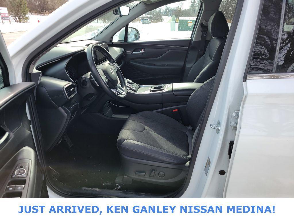 used 2023 Hyundai Santa Fe car, priced at $18,327