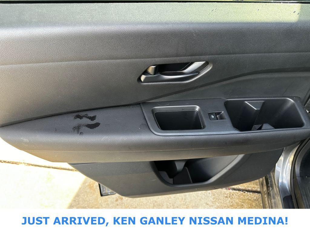 used 2024 Nissan Pathfinder car, priced at $34,441