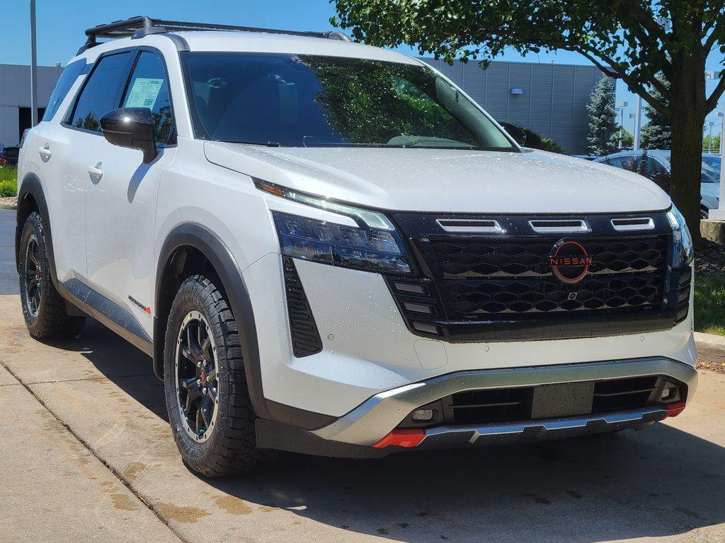new 2026 Nissan Pathfinder car, priced at $43,618