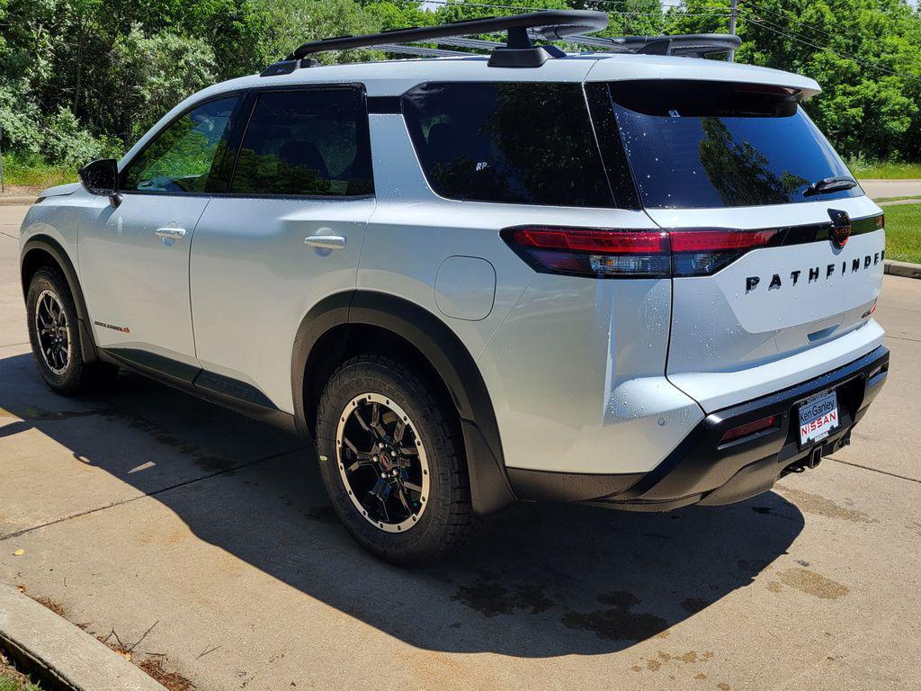 new 2026 Nissan Pathfinder car, priced at $43,618