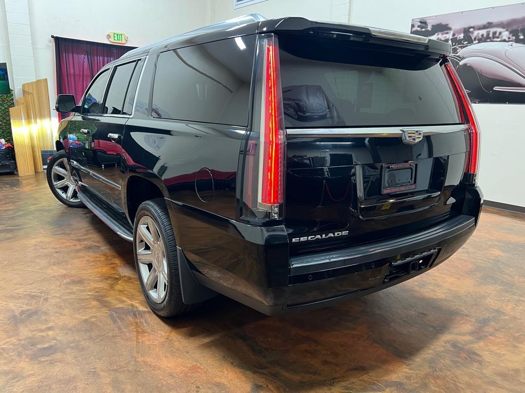 used 2015 Cadillac Escalade ESV car, priced at $18,888