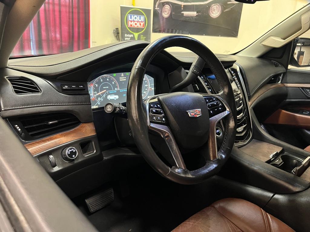 used 2015 Cadillac Escalade ESV car, priced at $18,888