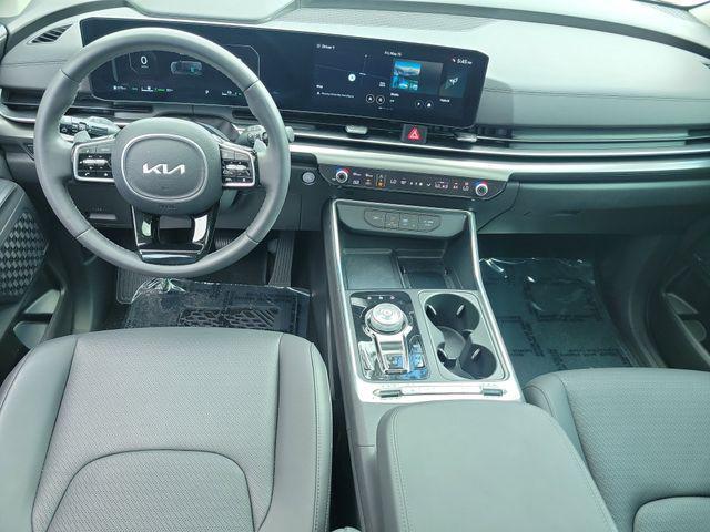 used 2025 Kia Carnival Hybrid car, priced at $48,795