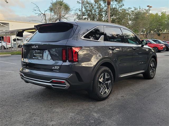 used 2023 Kia Sorento Hybrid car, priced at $30,115
