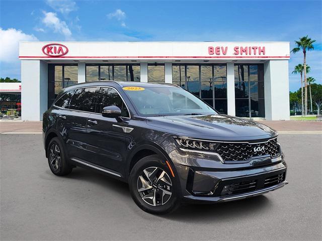 used 2023 Kia Sorento Hybrid car, priced at $30,115
