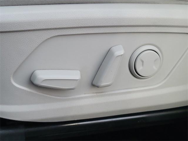 used 2021 Kia Sorento car, priced at $21,585