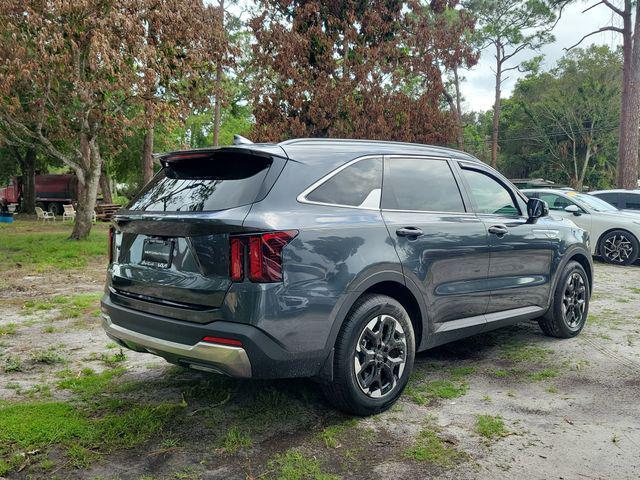 used 2024 Kia Sorento car, priced at $31,588
