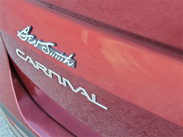 used 2023 Kia Carnival car, priced at $25,175