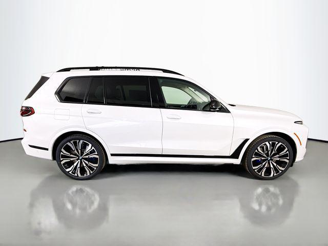 new 2026 BMW X7 car, priced at $132,795