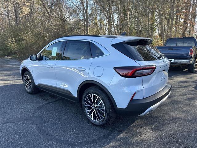 new 2026 Ford Escape PHEV car, priced at $35,024