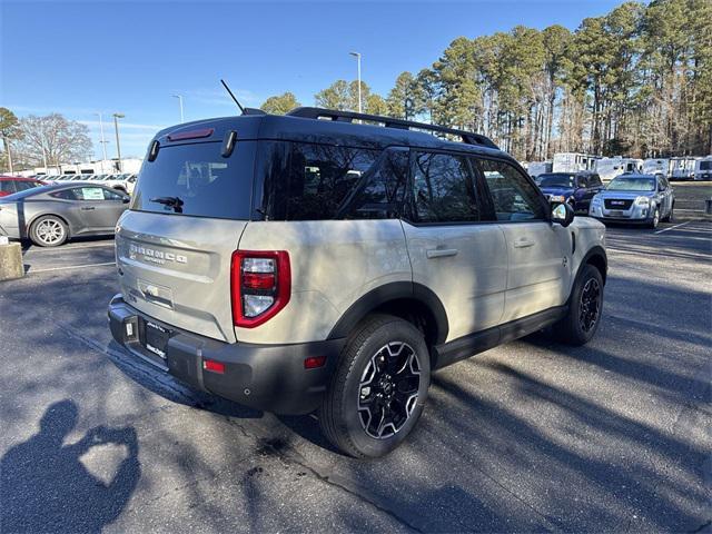 new 2025 Ford Bronco Sport car, priced at $39,496