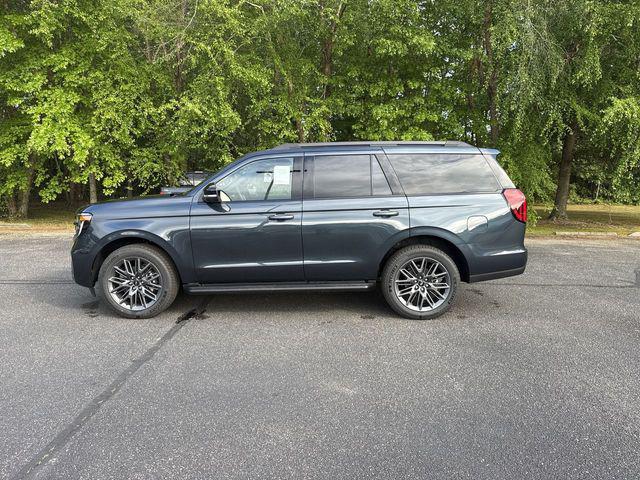 new 2026 Ford Expedition car, priced at $77,116