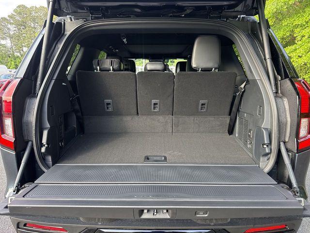 new 2026 Ford Expedition car, priced at $77,116