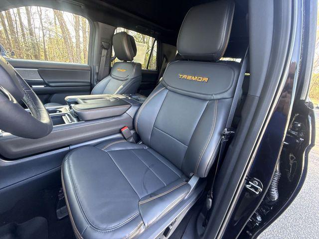 new 2026 Ford Expedition car, priced at $81,988