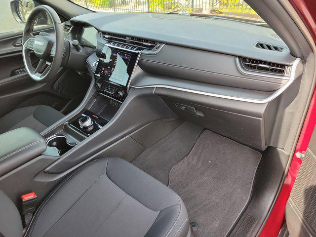 used 2024 Jeep Grand Cherokee car, priced at $27,892