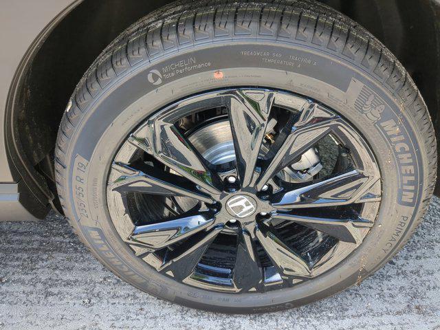 new 2026 Honda CR-V Hybrid car, priced at $41,033