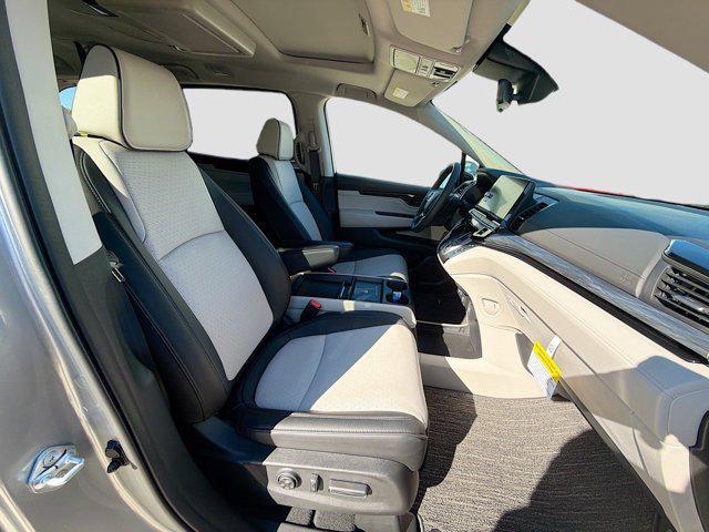 new 2026 Honda Odyssey car, priced at $48,935
