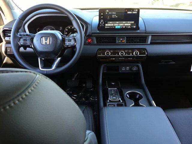 new 2025 Honda Pilot car, priced at $49,464