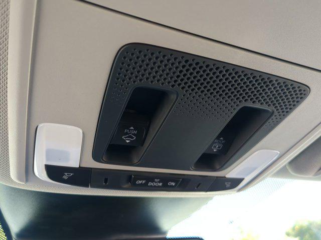 new 2025 Honda Pilot car, priced at $49,464