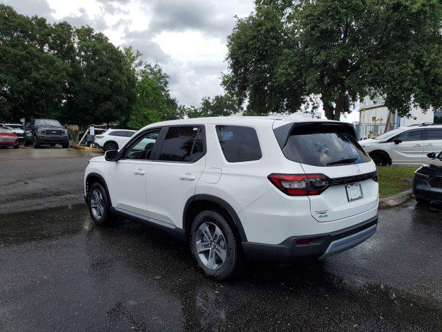 new 2025 Honda Pilot car, priced at $45,563
