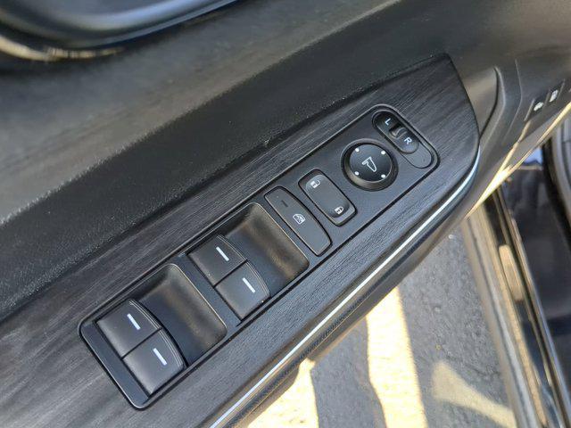 used 2018 Honda Clarity Plug-In Hybrid car, priced at $15,332