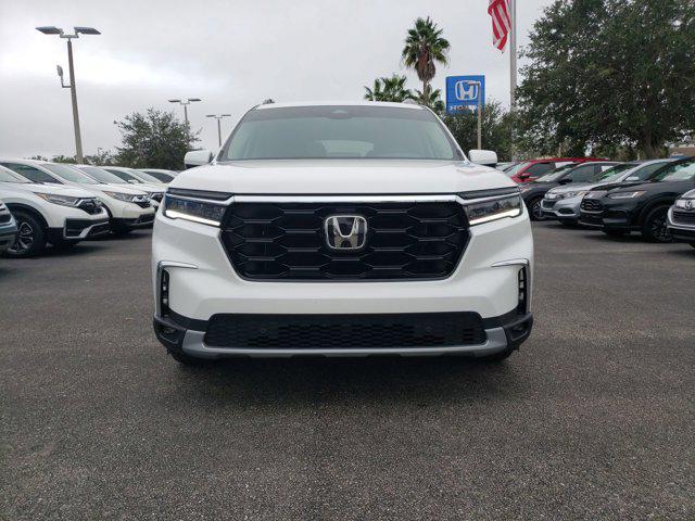 new 2025 Honda Pilot car, priced at $48,046