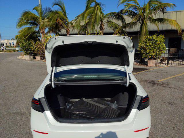 new 2025 Honda Accord Hybrid car, priced at $35,368