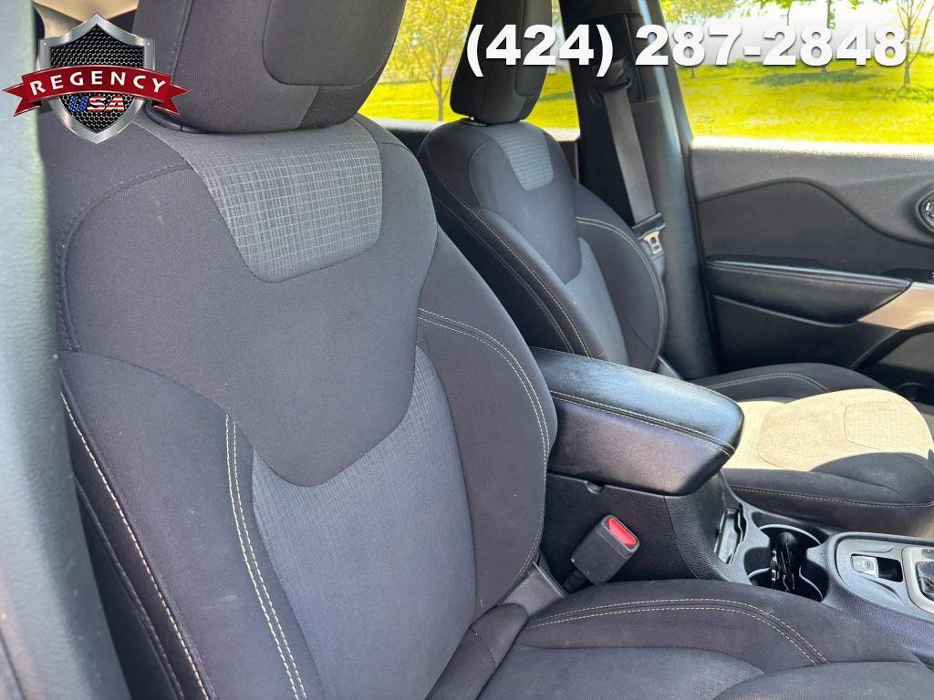 used 2017 Jeep Cherokee car, priced at $10,885