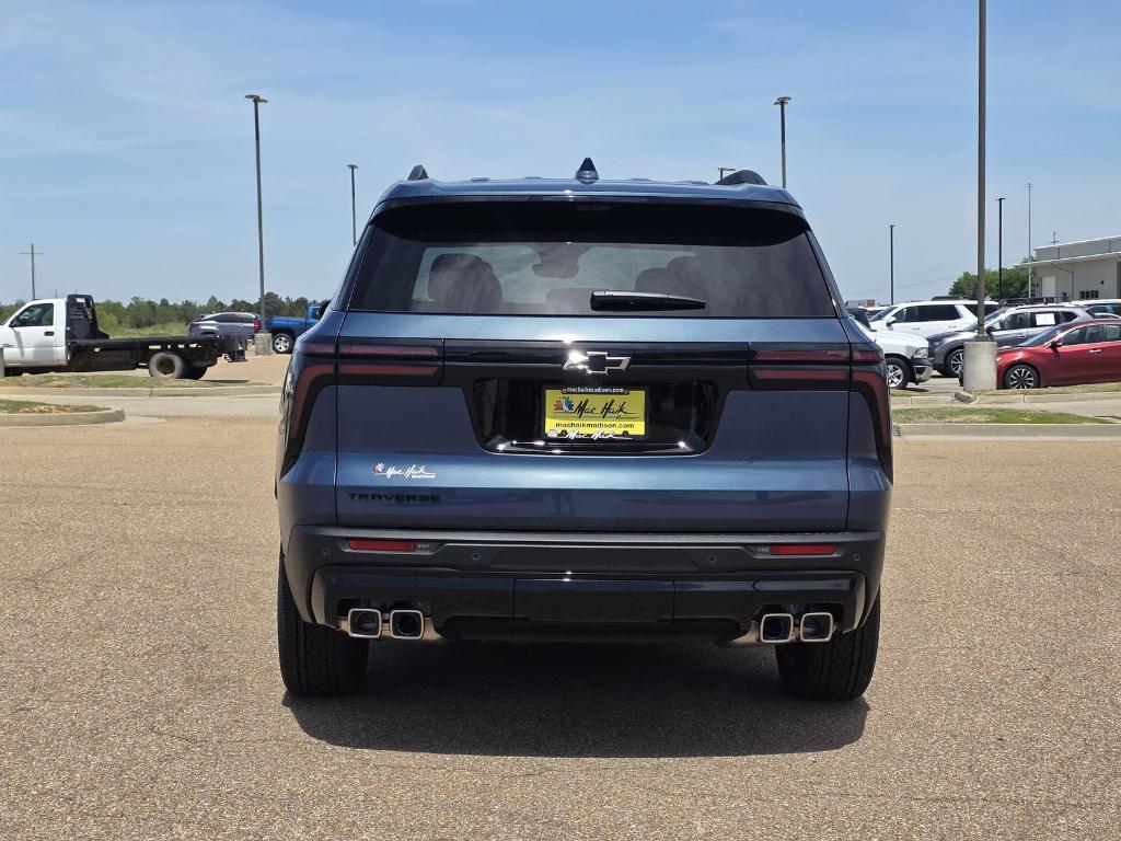 new 2026 Chevrolet Traverse car, priced at $43,543