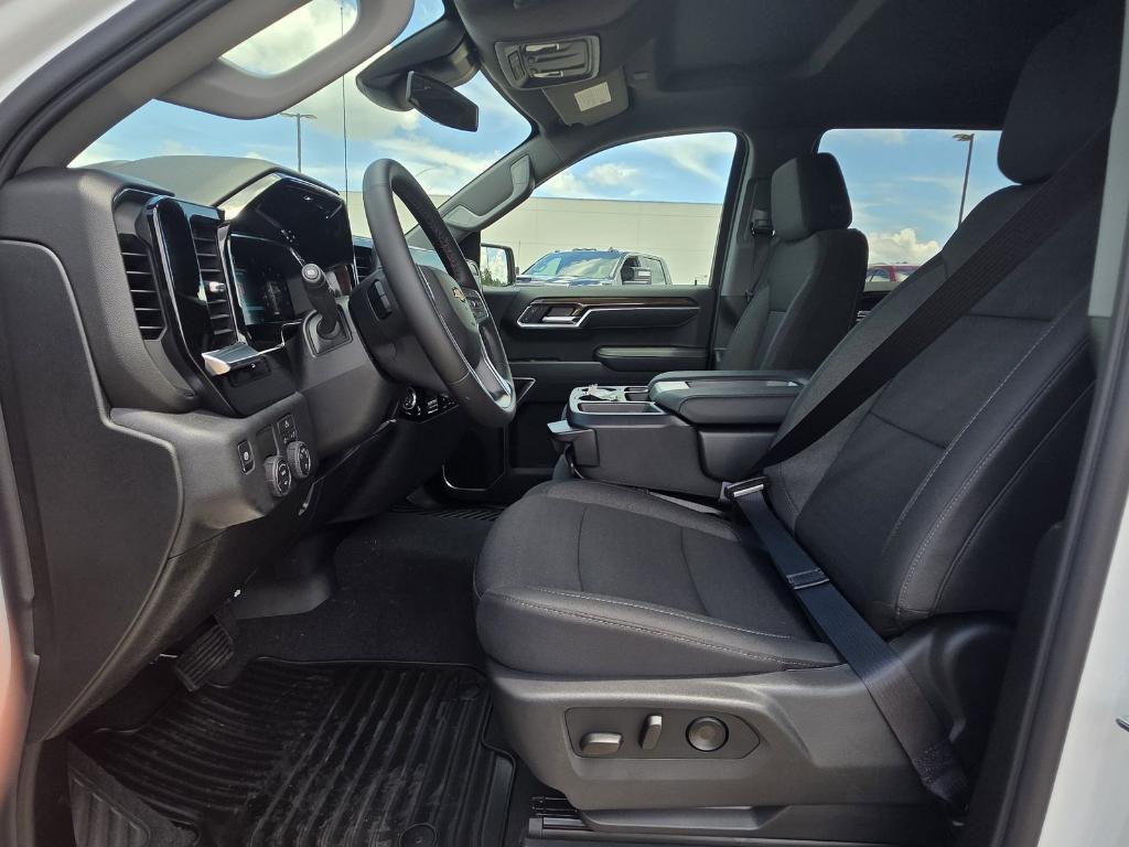 new 2026 Chevrolet Silverado 1500 car, priced at $46,543