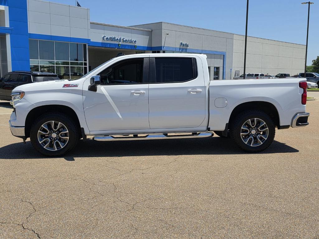 used 2025 Chevrolet Silverado 1500 car, priced at $43,987