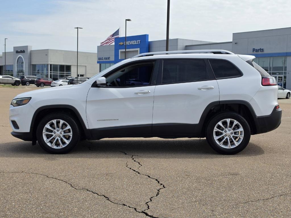used 2021 Jeep Cherokee car, priced at $10,876