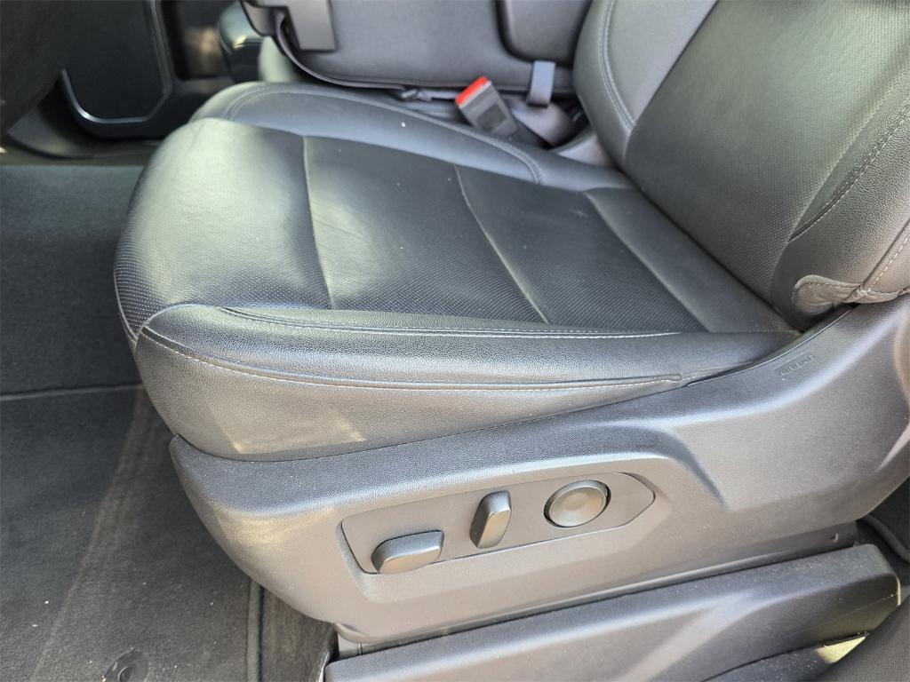 used 2024 GMC Sierra 1500 car, priced at $42,307