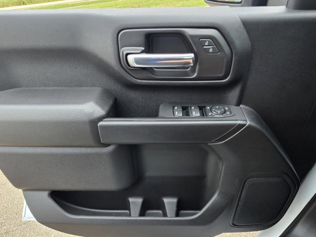 used 2025 Chevrolet Silverado 2500 car, priced at $58,654