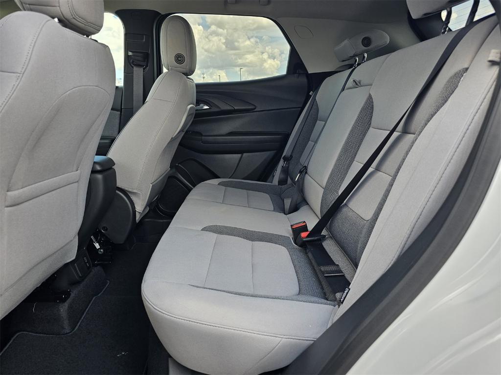 new 2026 Chevrolet TrailBlazer car, priced at $25,432