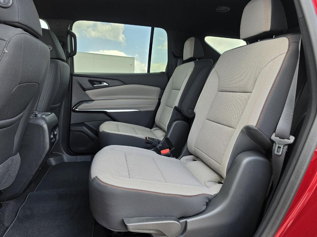new 2026 Chevrolet Traverse car, priced at $41,987
