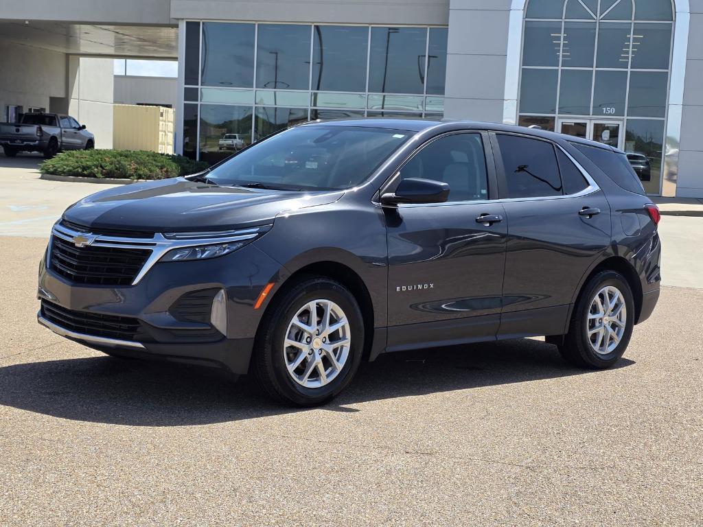 used 2023 Chevrolet Equinox car, priced at $19,765