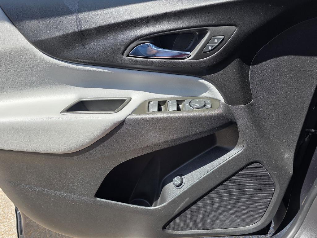 used 2023 Chevrolet Equinox car, priced at $19,765