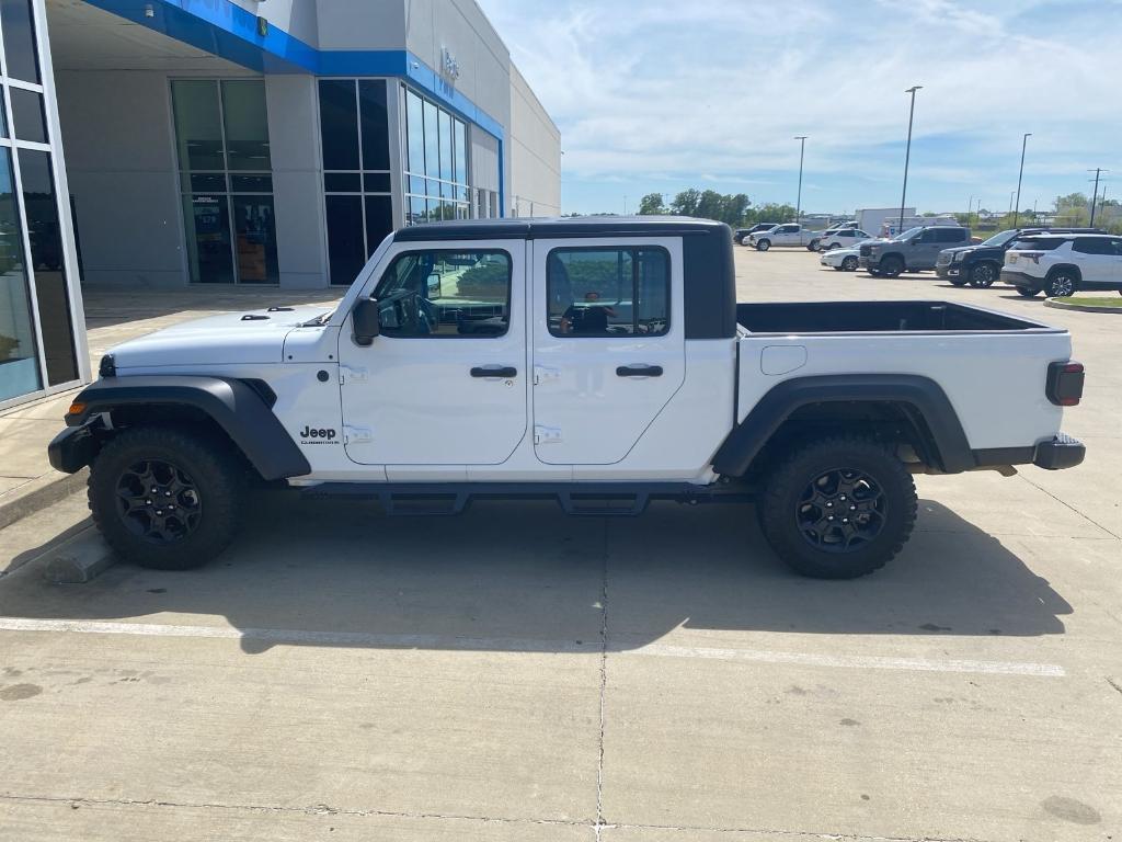 used 2023 Jeep Gladiator car, priced at $34,321